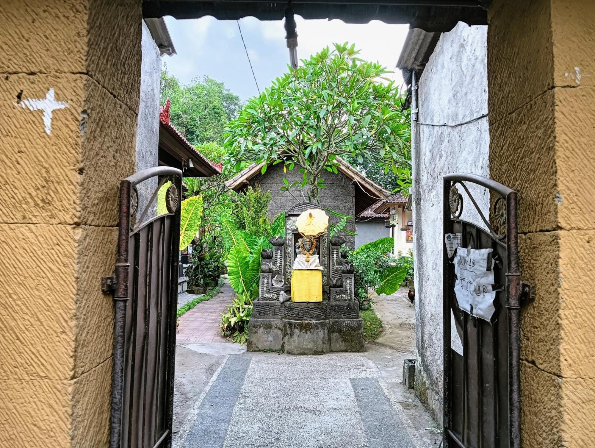 Ngesil Private Joglo & Pool Hotel Ubud  Exterior photo